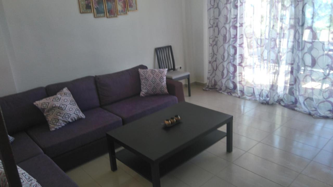 Maisonette Close To The Beach นิกิติ ภายนอก รูปภาพ